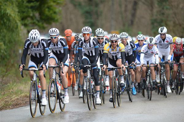 Giant-Shimano leads the peloton